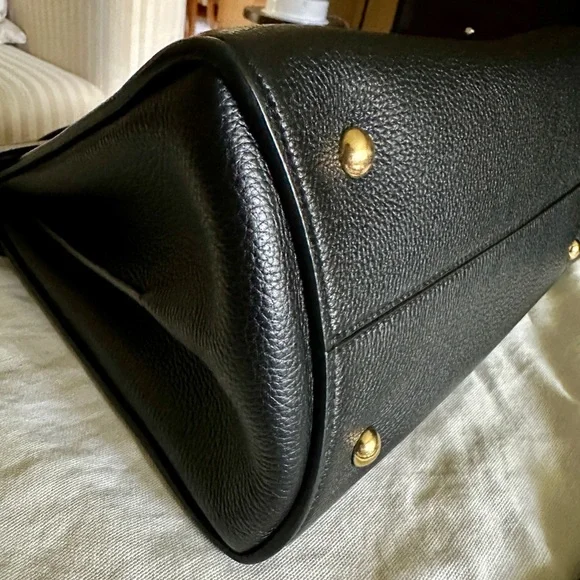 Salvatore Ferragamo Gancini Bag + scarf - Picture 6 of 16